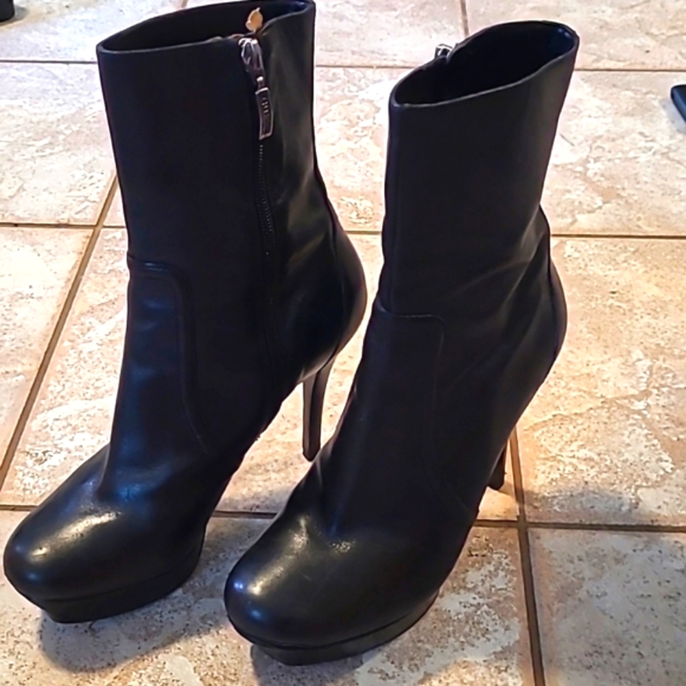 Guess leather stiletto boots